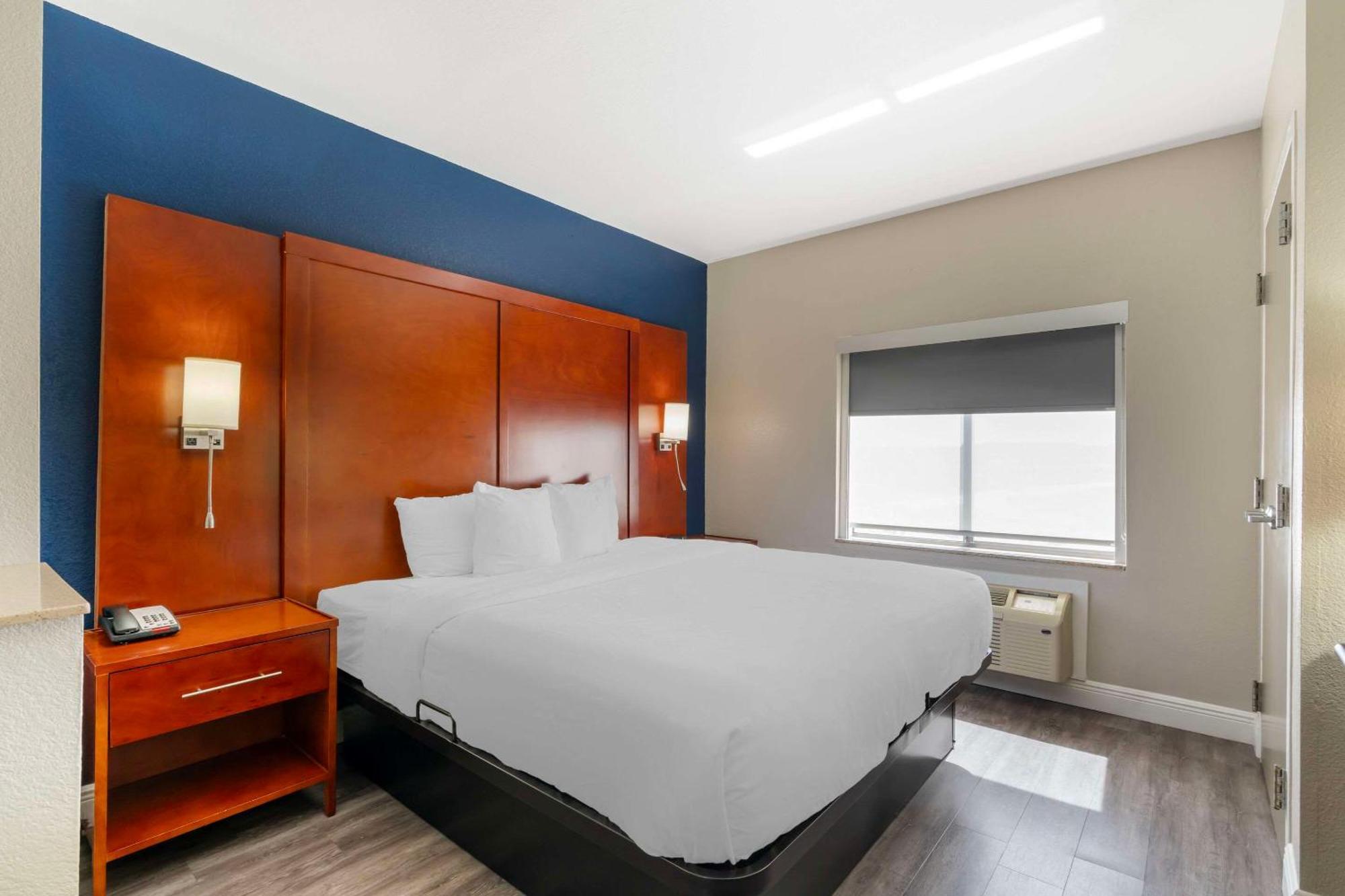 Comfort Suites West Jacksonville Exteriér fotografie